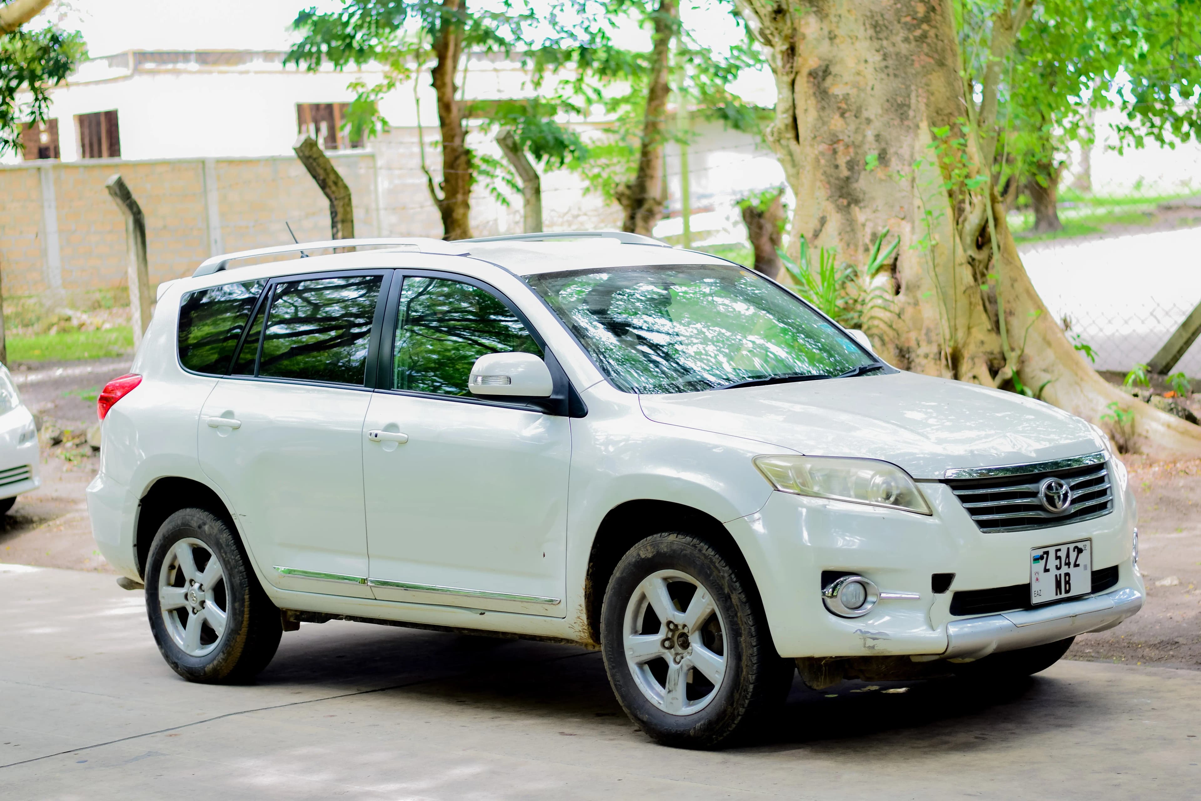 Toyota Vanguard car hire Zanzibar - photo 4